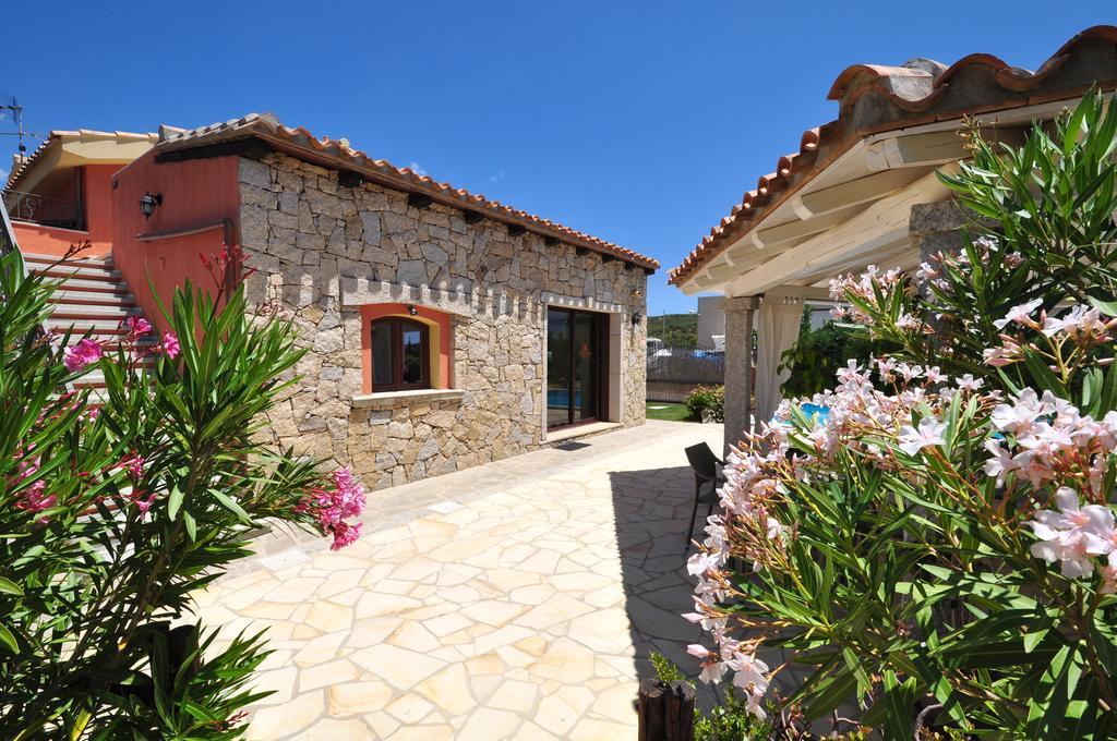 Affittacamere B&B La Villa Dei Graniti ヴィッラシミーウス エクステリア 写真