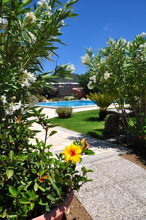 Affittacamere B&B La Villa Dei Graniti ヴィッラシミーウス エクステリア 写真