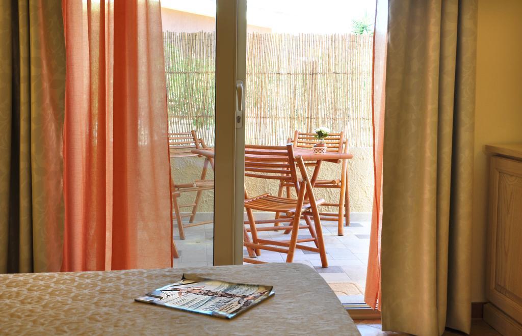 Affittacamere B&B La Villa Dei Graniti ヴィッラシミーウス 部屋 写真