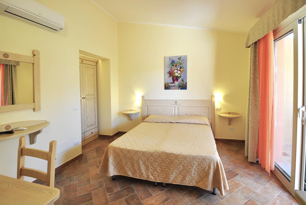 Affittacamere B&B La Villa Dei Graniti ヴィッラシミーウス 部屋 写真
