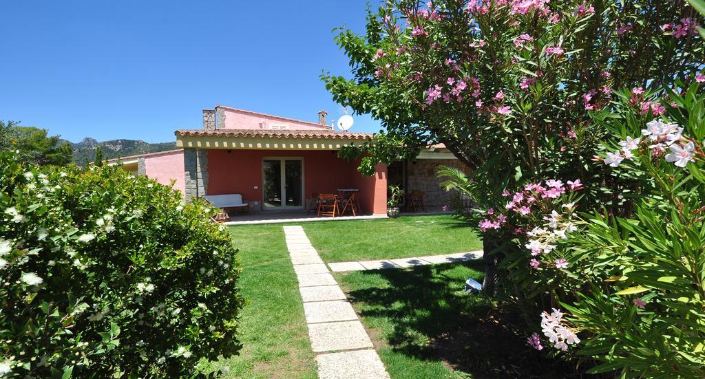 Affittacamere B&B La Villa Dei Graniti ヴィッラシミーウス エクステリア 写真