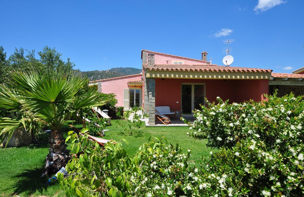 Affittacamere B&B La Villa Dei Graniti ヴィッラシミーウス エクステリア 写真
