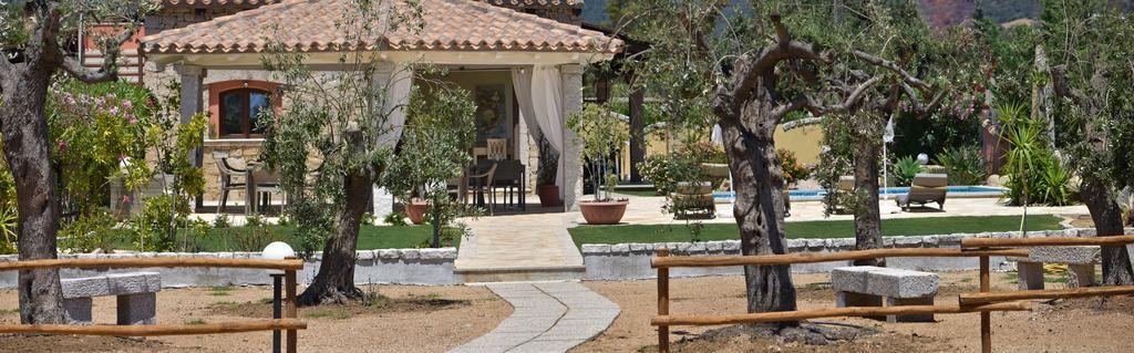 Affittacamere B&B La Villa Dei Graniti ヴィッラシミーウス エクステリア 写真